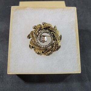 Vintage Brooch Wreath Signed ART Arthur Pepper jewelry Two Toned 1.75"